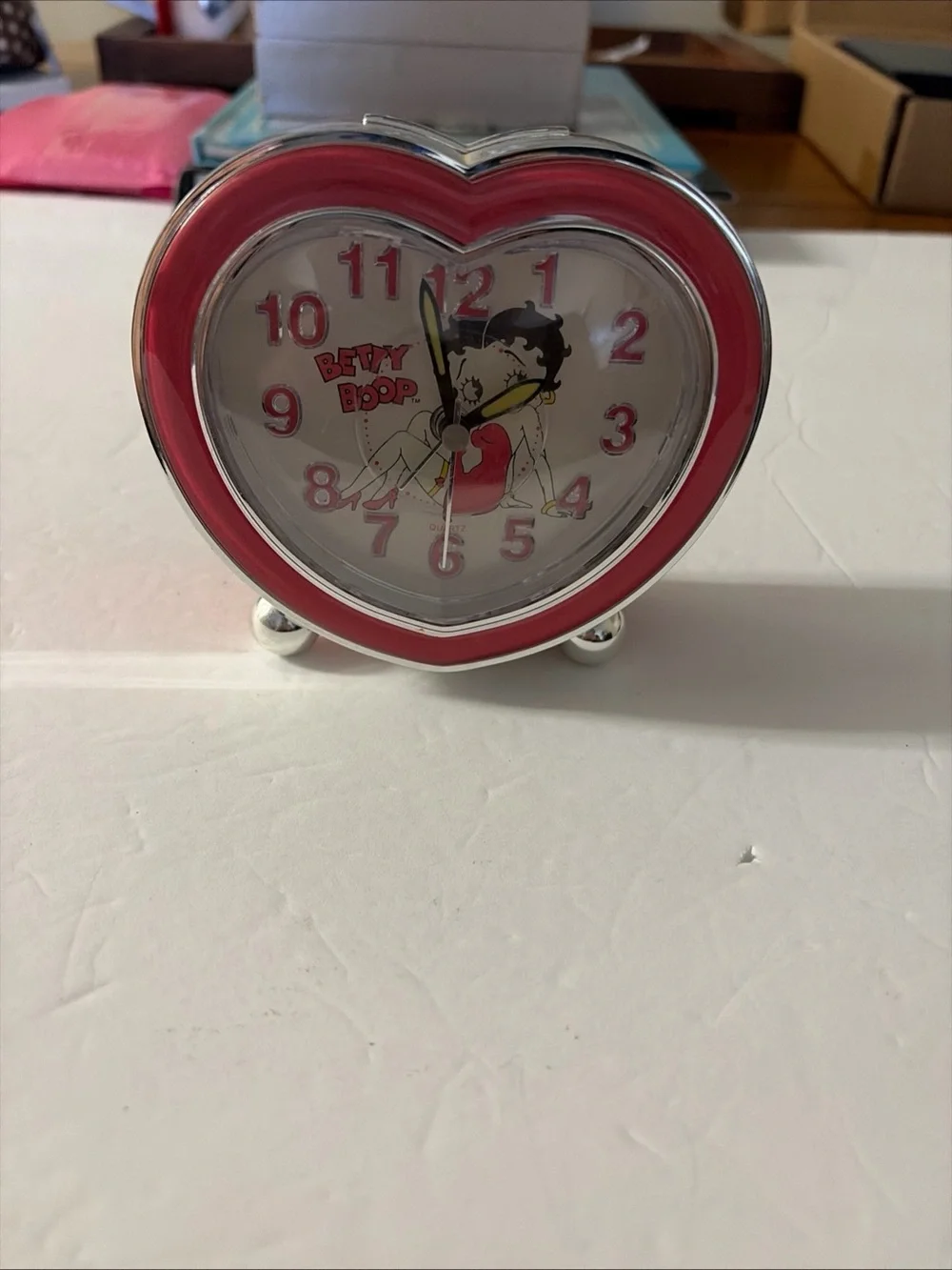 Vintage 2006 Betty Boop Red and Pink Heart Shaped Alarm Clock